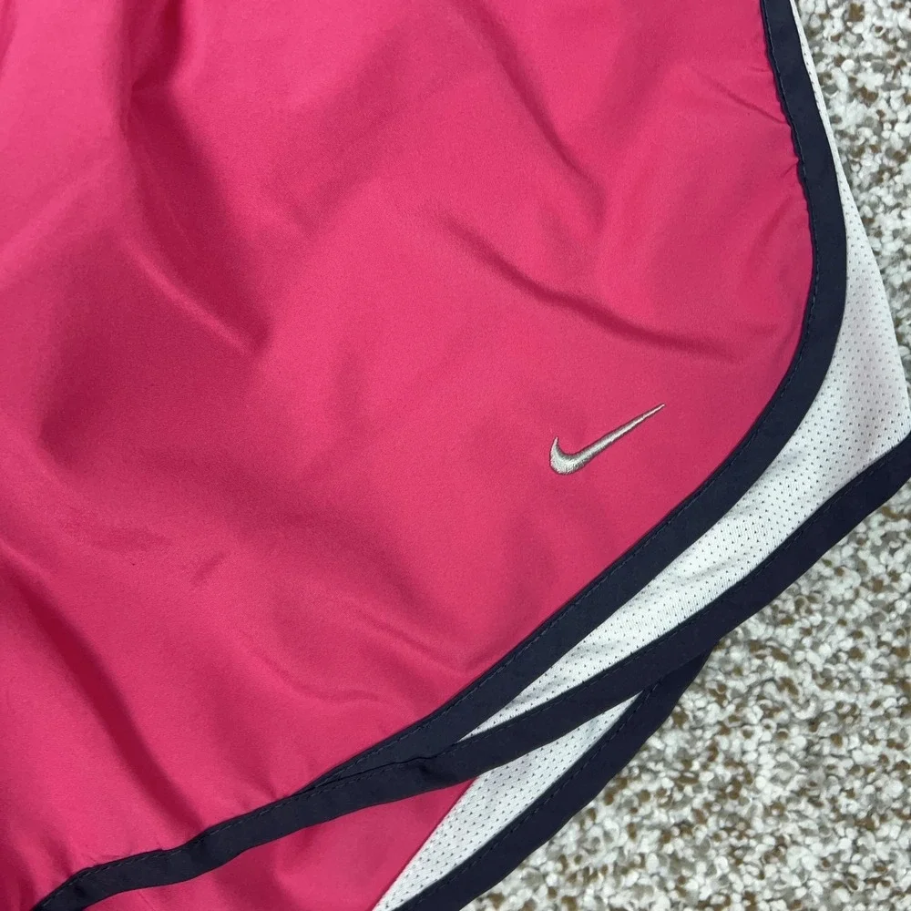 Nike Shorts Womens Medium Pink Dri-FIT Lined Running Athletic Tempo‎ Gym Workout